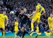 英格兰队在欧预赛比赛中力克波兰